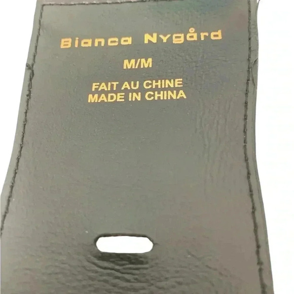 Bianca Nygard faux  leather, textured copper coloured waist belt 30 1/2” to 33” - Picture 6 of 7